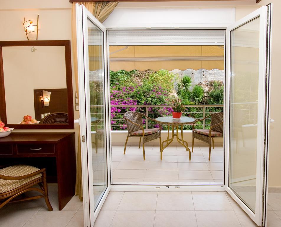 Hotel Viana Loutra Edipsou  Extérieur photo